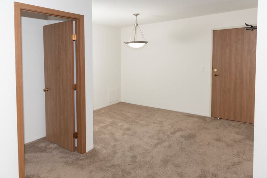 Audenn Apartments, 10660 Hampshire Ave S, Bloomington, MN RentCafe